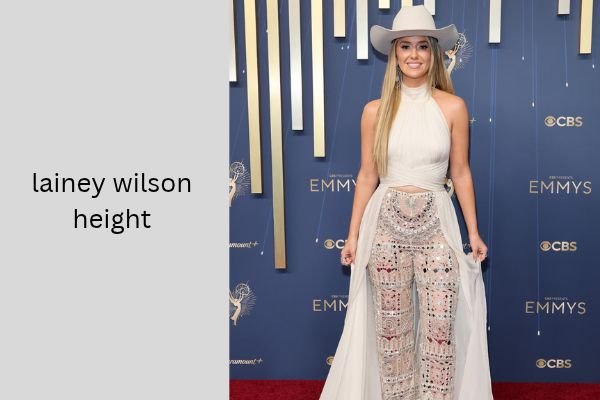 Lainey Wilson Height: Amazing 5 ft 4 in Height Revealed lainey wilson height
